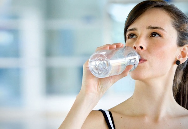 Drinking water before bed is good for your health